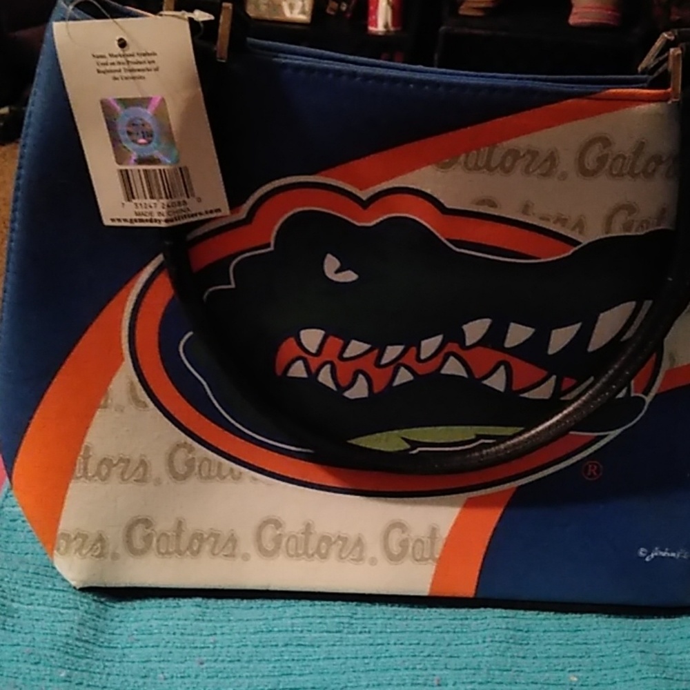 Women's sport purse